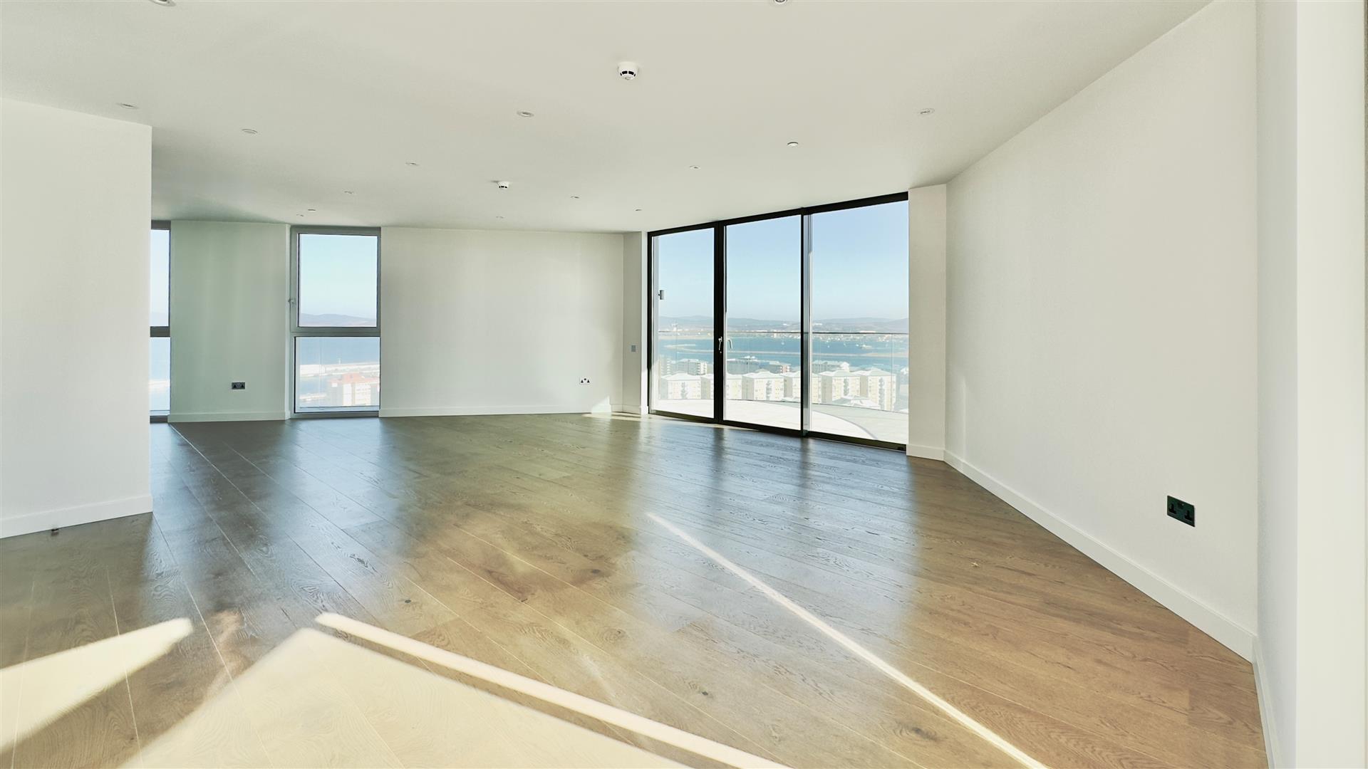 Image of Apartment - 4 Bedrooms - 4 Bathrooms for Sale in EuroCity-Gibraltar, Image 2